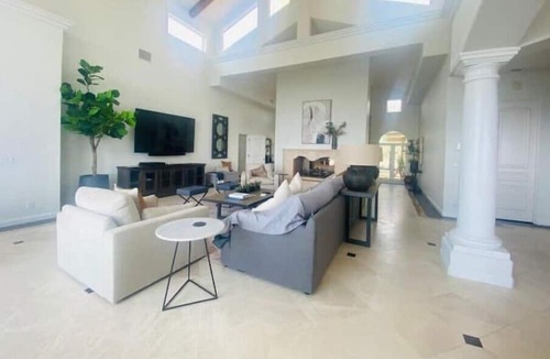 San Marcos House | Hira Moti Luxury Villa San Marcos 3B 3 Bath 2nd floor