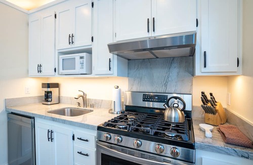 Carnelian Bay House | Dog Friendly Home Near Hiking/Biking Trails and Ski Resorts, EV charger