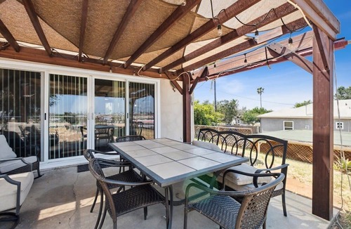 National City House | Family Retreat by Cardo | Sleeps 10