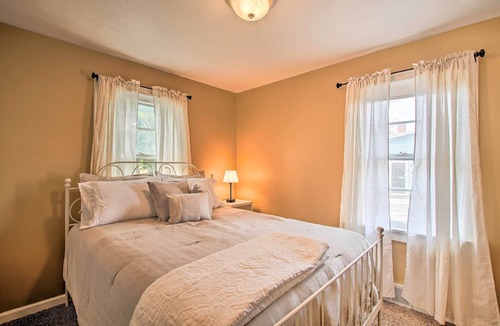 Ste Genevieve Cottage | Cottage w/Yard, Walk to Historic Attractions