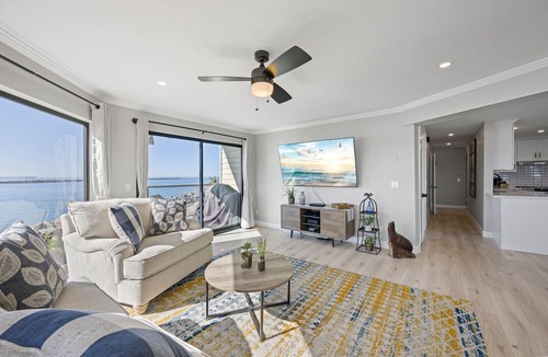 South Mission Beach Condo | Newly remodeled- Panoramic Views- Last Minute Discount