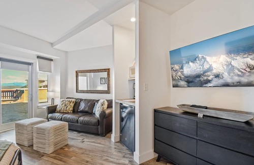 Park City Condo | Updated Sundial unit in Canyons Village, balcony, outdoor swimming pool and hot tubs, walk to hiking