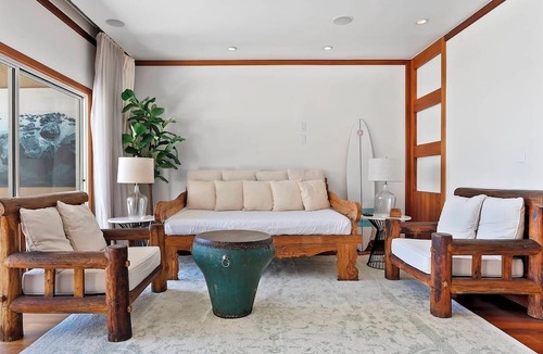 Eastern Malibu Condo | SPECTACULAR MALIBU BEACH FRONT!