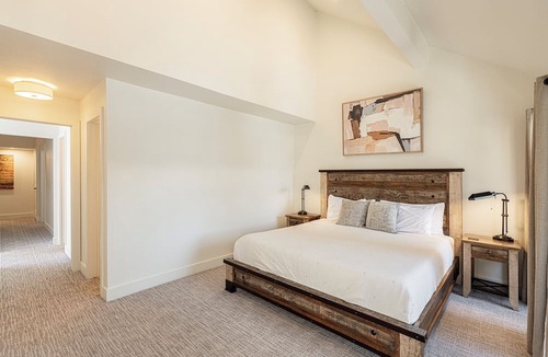 Park Meadows Condo | Luxury Condo, Community Amenities & Year-Round Recreation at Park City Racquet Club Sanctuary