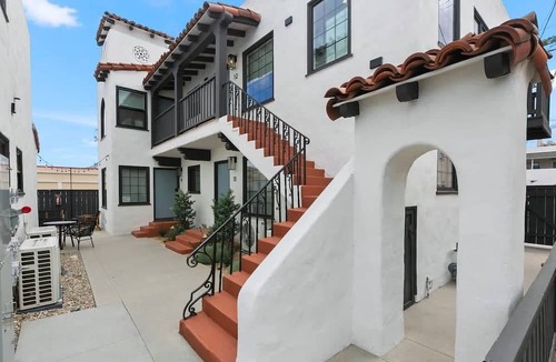 Hillcrest Apartment | Modern Spanish Living in Prime Location Area