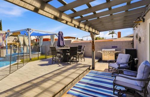 Lemon Grove House | 3BR Family Retreat wPool Firepit & Billiards