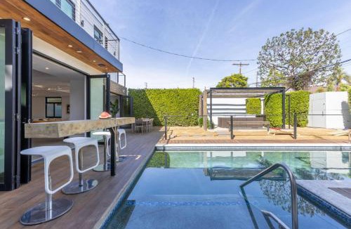 West Los Angeles House | 4BR Modern Oasis with Heated Pool Near SoFi Metro