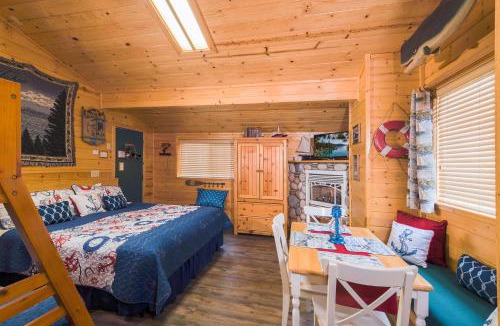 Tahoe Island Bed & Breakfast | Fireside Lodge