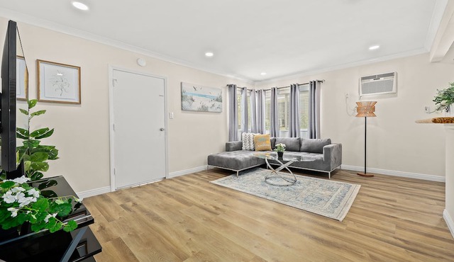 Bright&Cozy Getaway 10min to Downtown LA