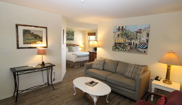 Back Bay Inn