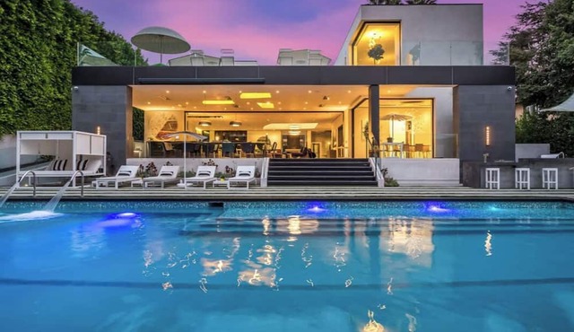 Beverly Hills Ultramodern Mansion