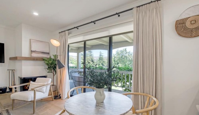 Modern Napa Escape | 2BR Golf Course View | Pool