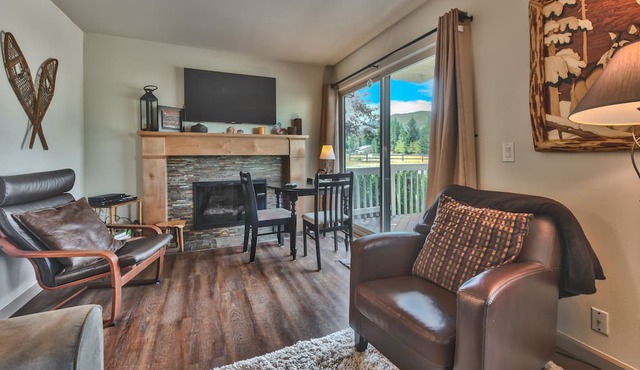 Luxury Condo, Private Hot Tub & Year-Round Recreation at Park City Racquet Club