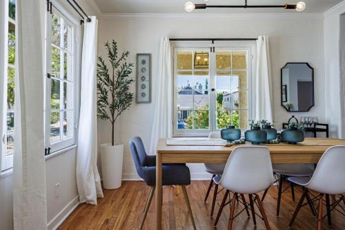 Designer 2-Bedroom Home in Culver City - 20 Mins to LAX Airport