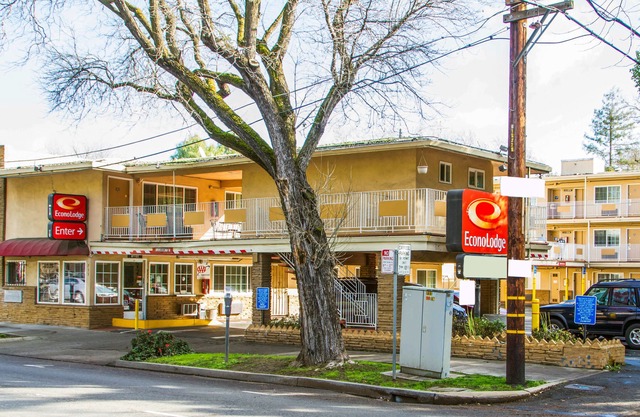 Econo Lodge Sacramento Convention Center
