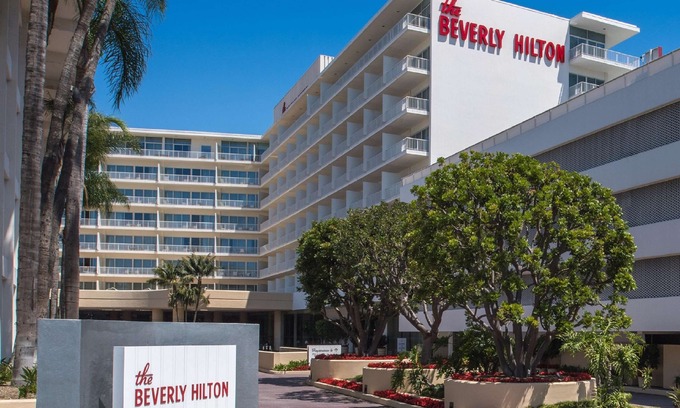 Beverly Hills Hotel | The Beverly Hilton