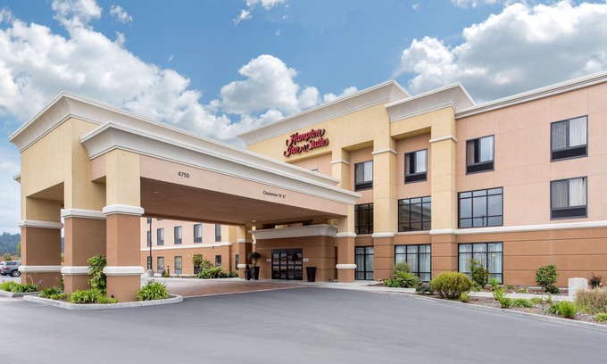 Pacific Hotel | Hampton Inn & Suites Arcata