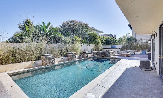 Leucadia House | Luxury Beach House in Encinitas w/ Saltwater Pool!